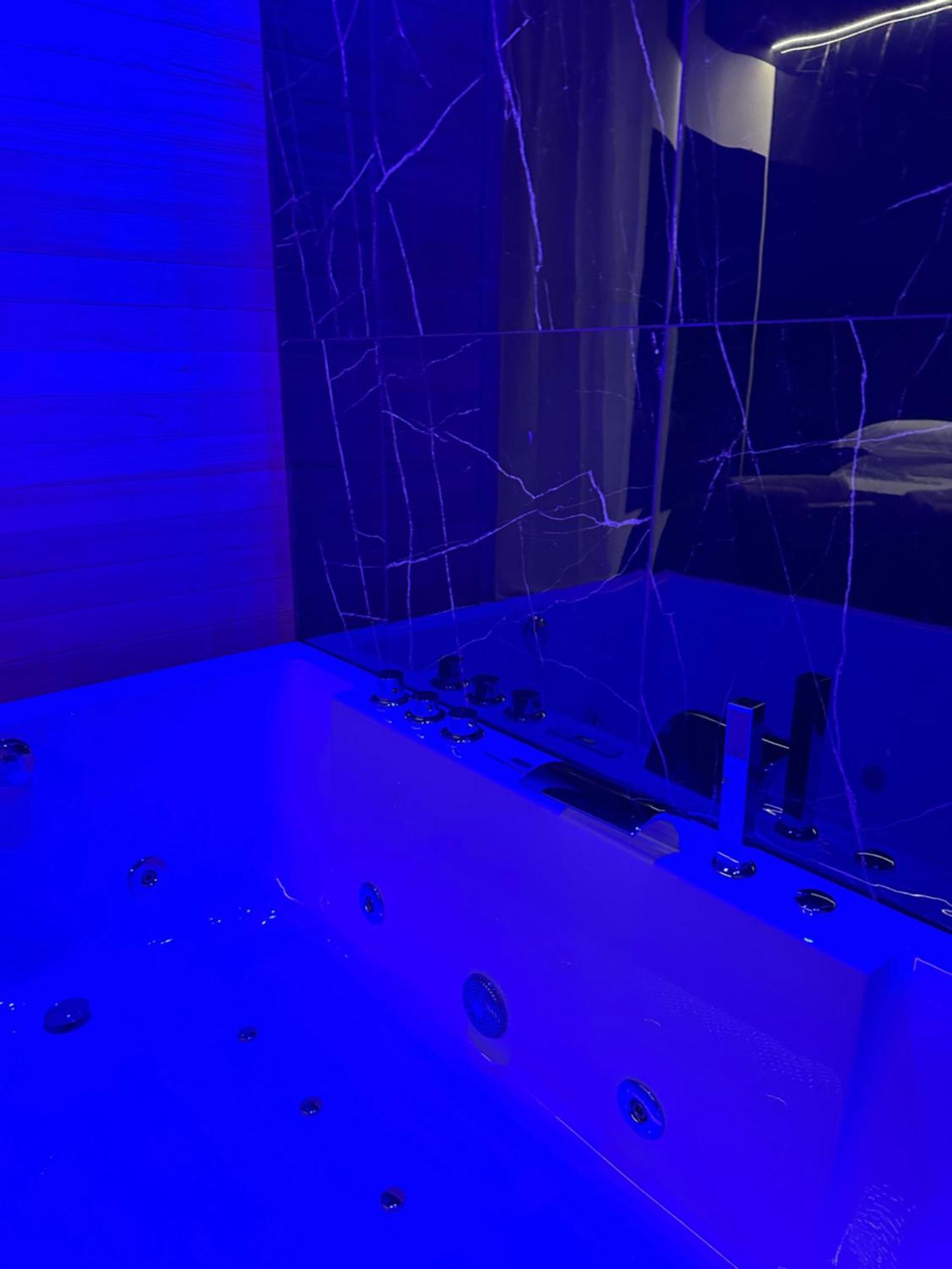 Milan Hub Private Spa Luaran gambar