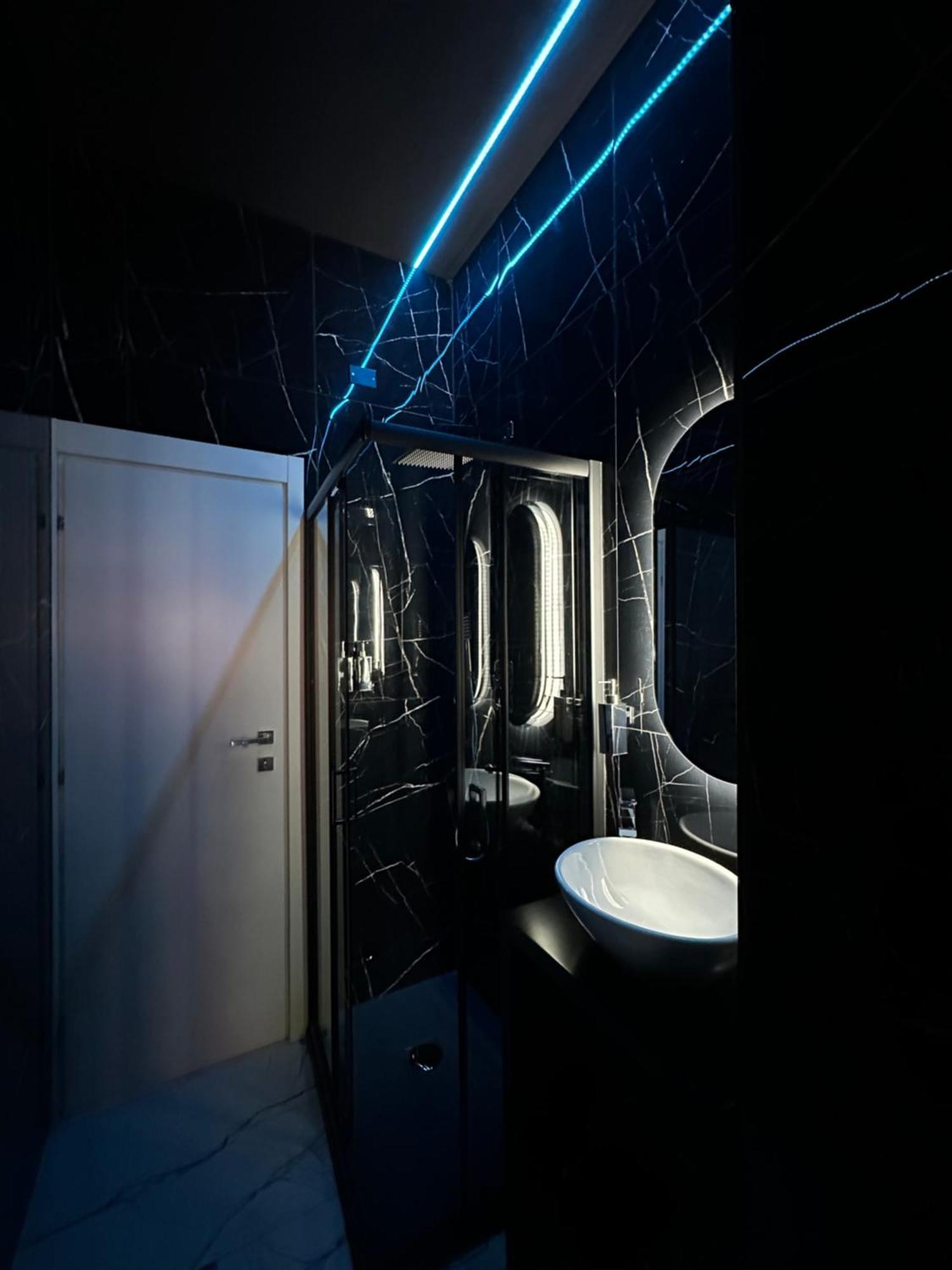 Milan Hub Private Spa Luaran gambar